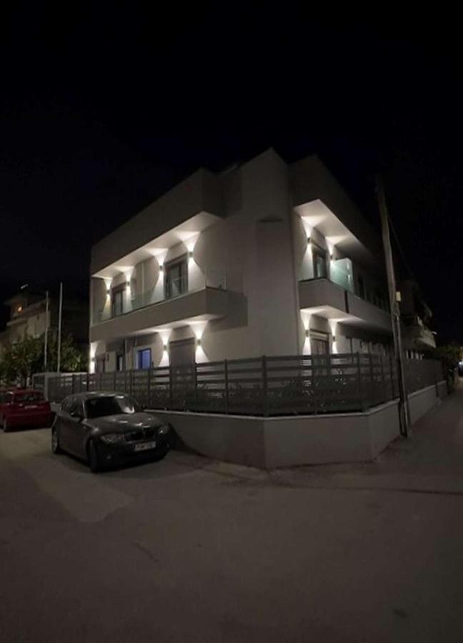 30 Senses Luxury Apartment Insight Ialysos  Buitenkant foto